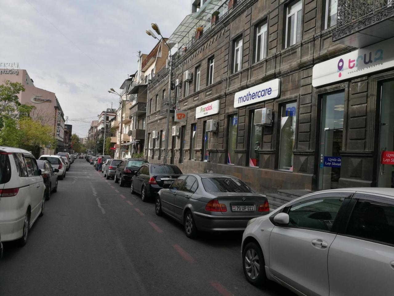 Apartment #1 In The City Center Yerevan Exterior photo